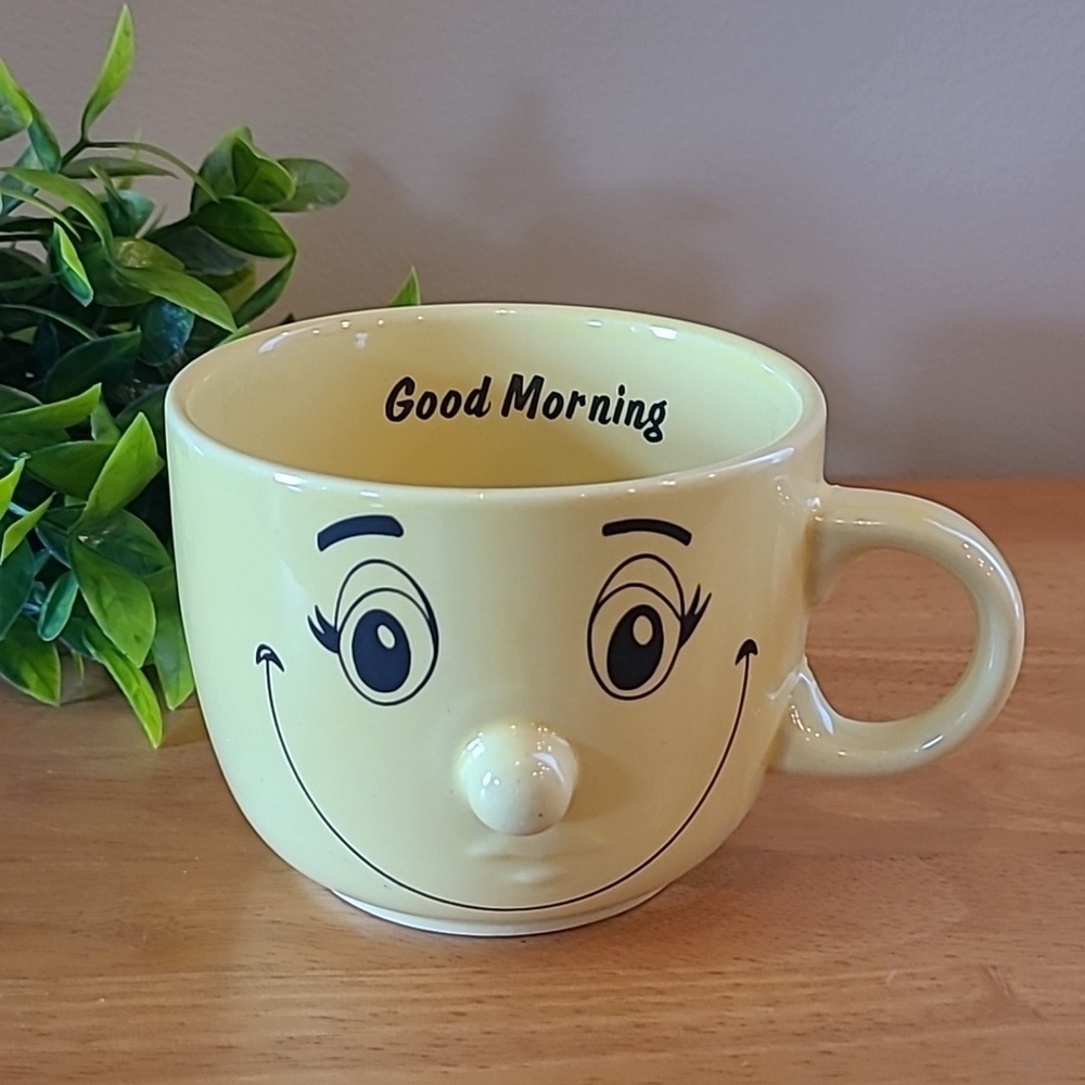 VINTAGE 'Good Morning' Yellow Smiley Face Ceramic 3D Mug